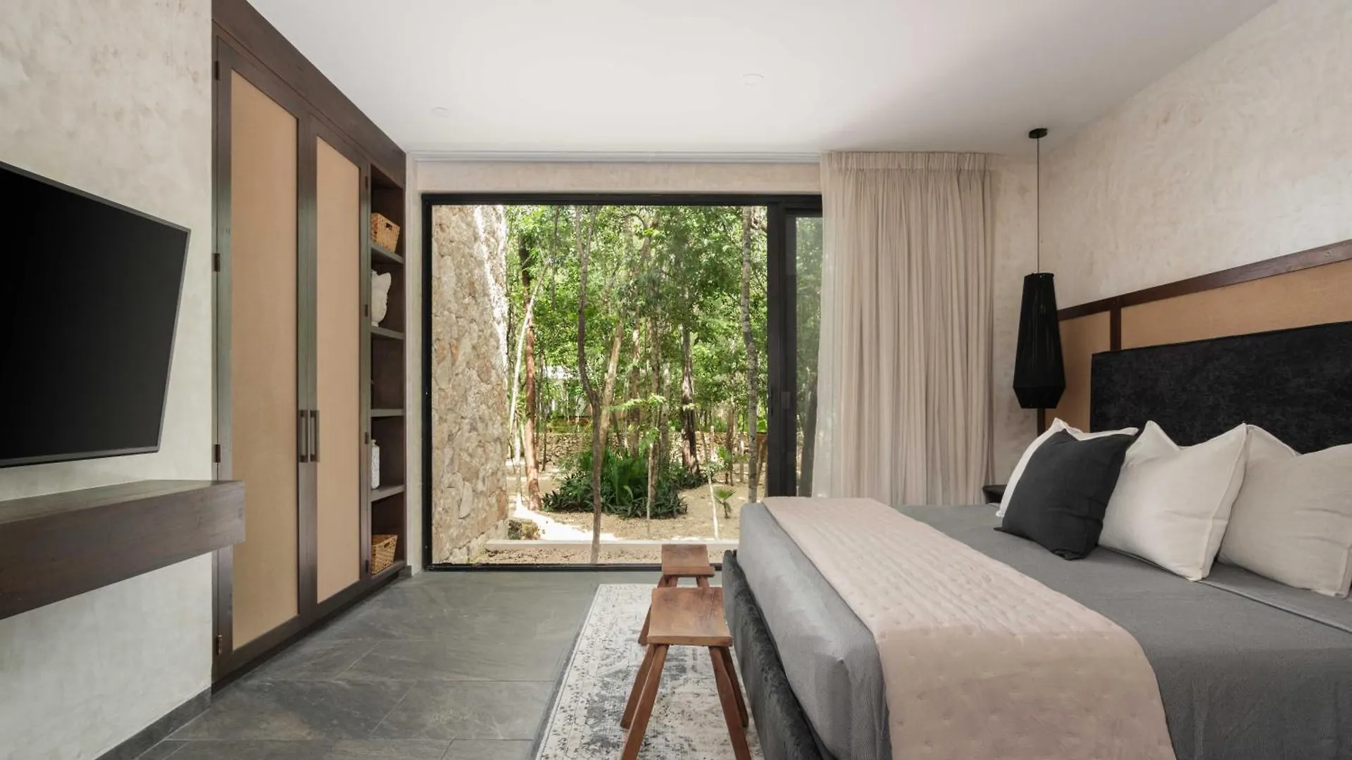 Twelve O'Clock - Luxury Villas Tulum
