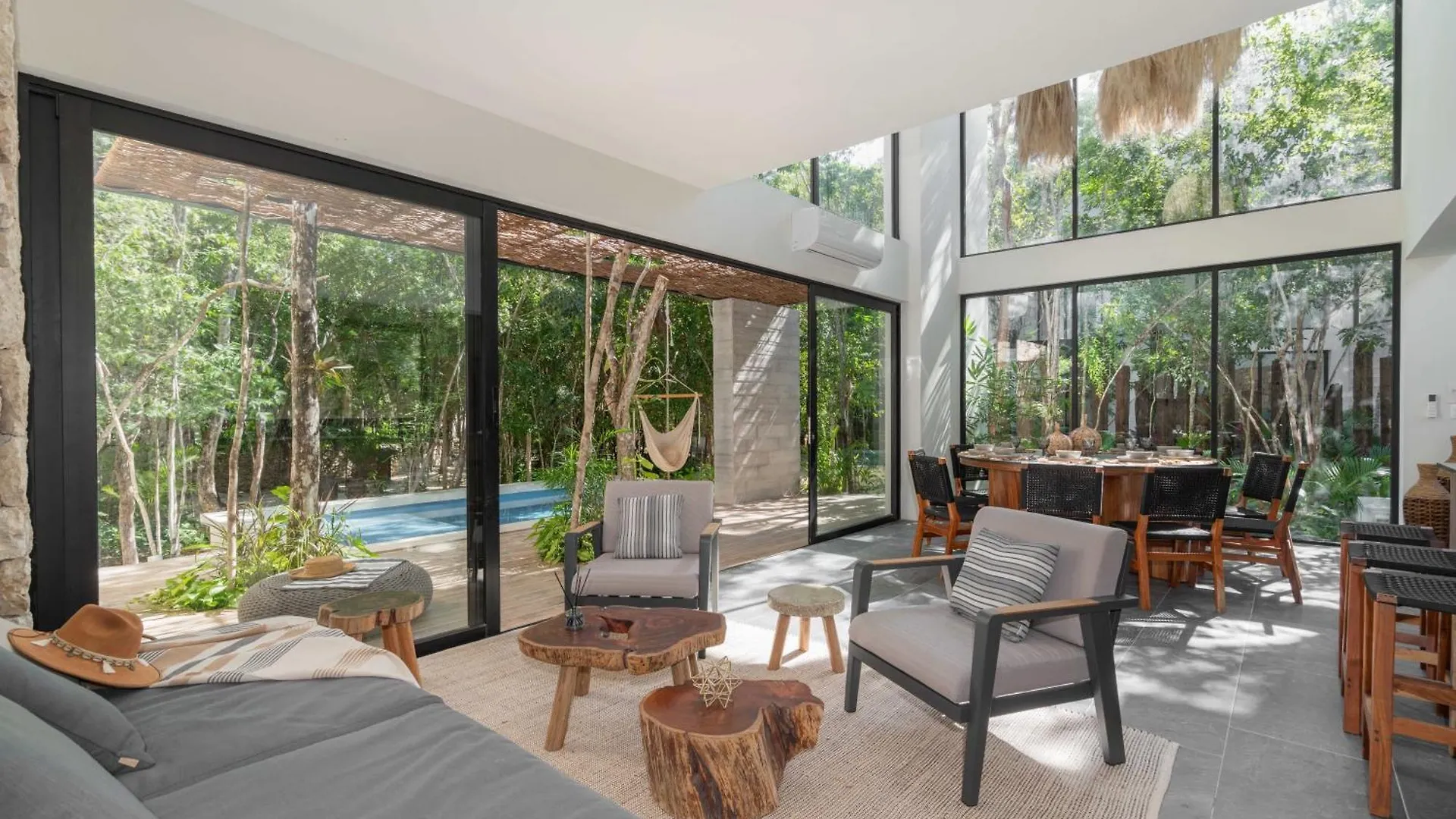Twelve O'Clock - Luxury Villas Tulum México