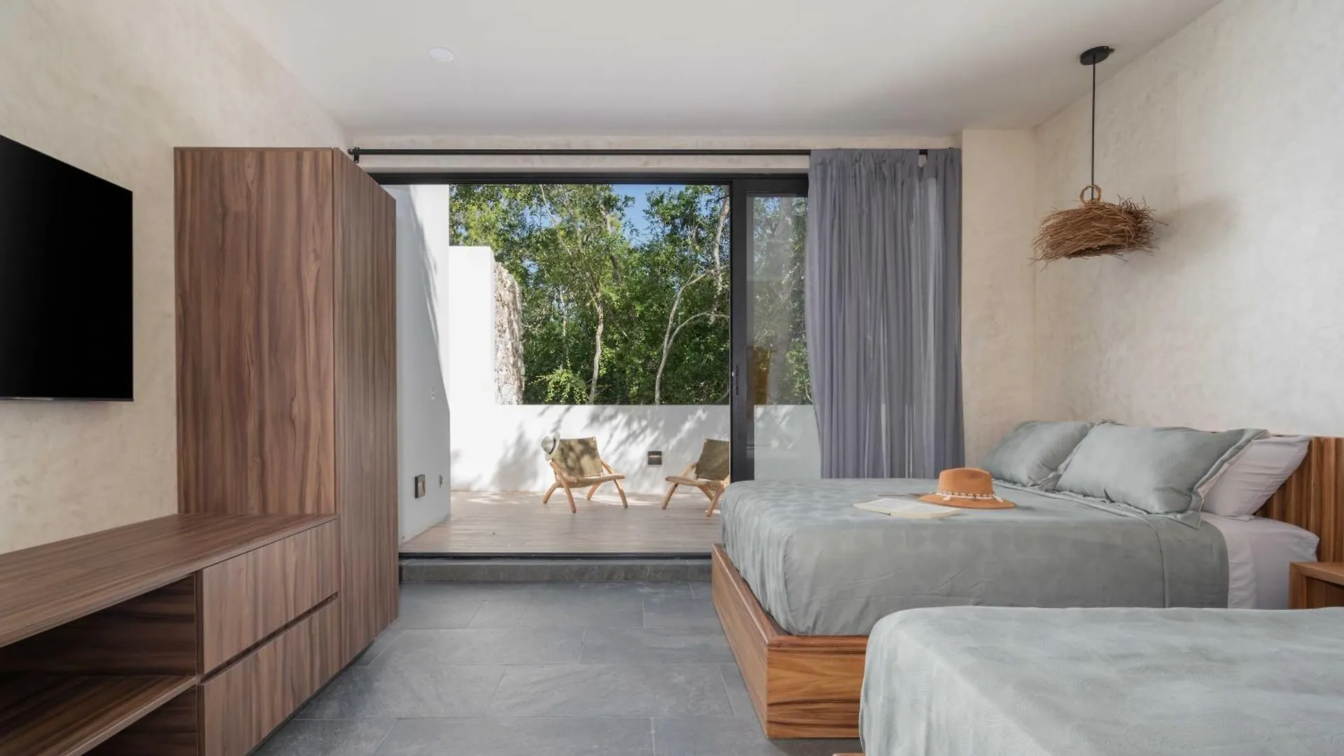 Twelve O'Clock - Luxury Villas Tulum México