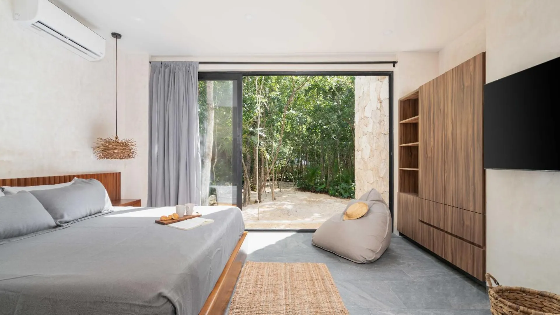 Twelve O'Clock - Luxury Villas Tulum México