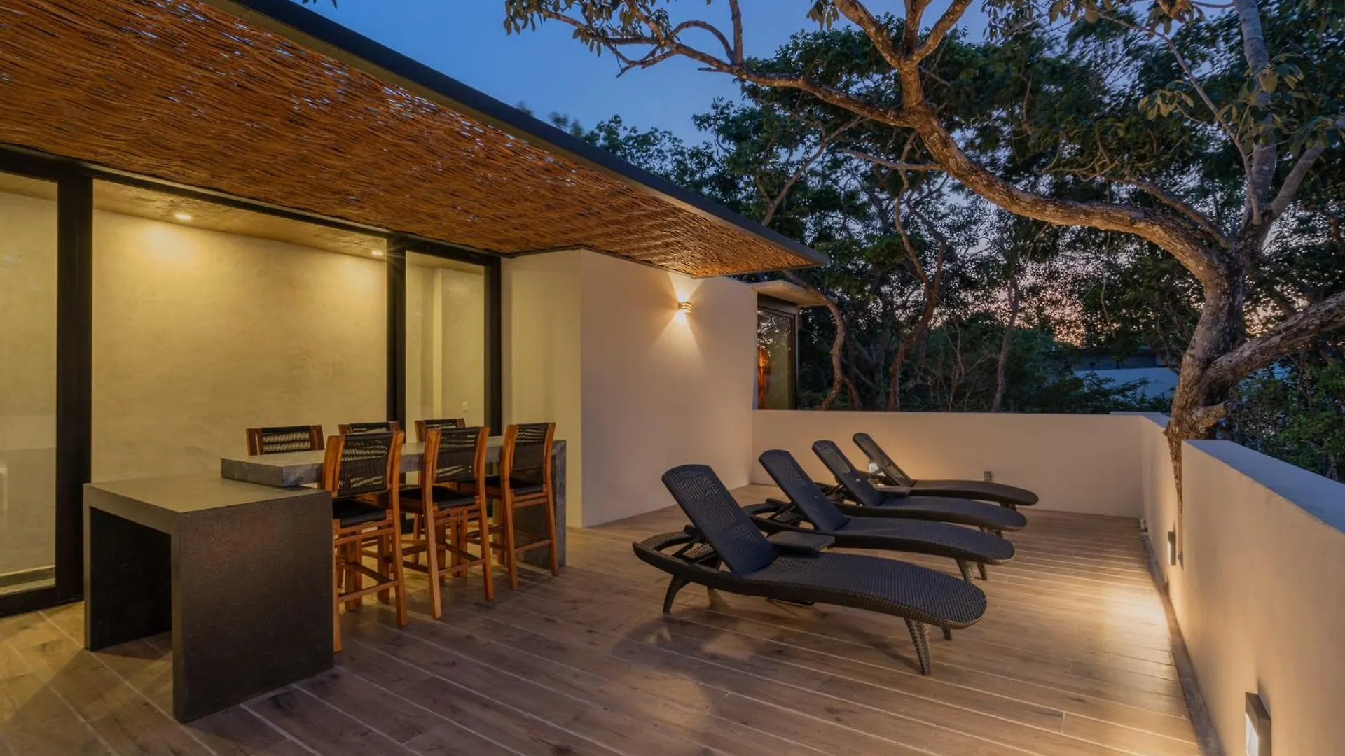 Twelve O'Clock - Luxury Villas Tulum