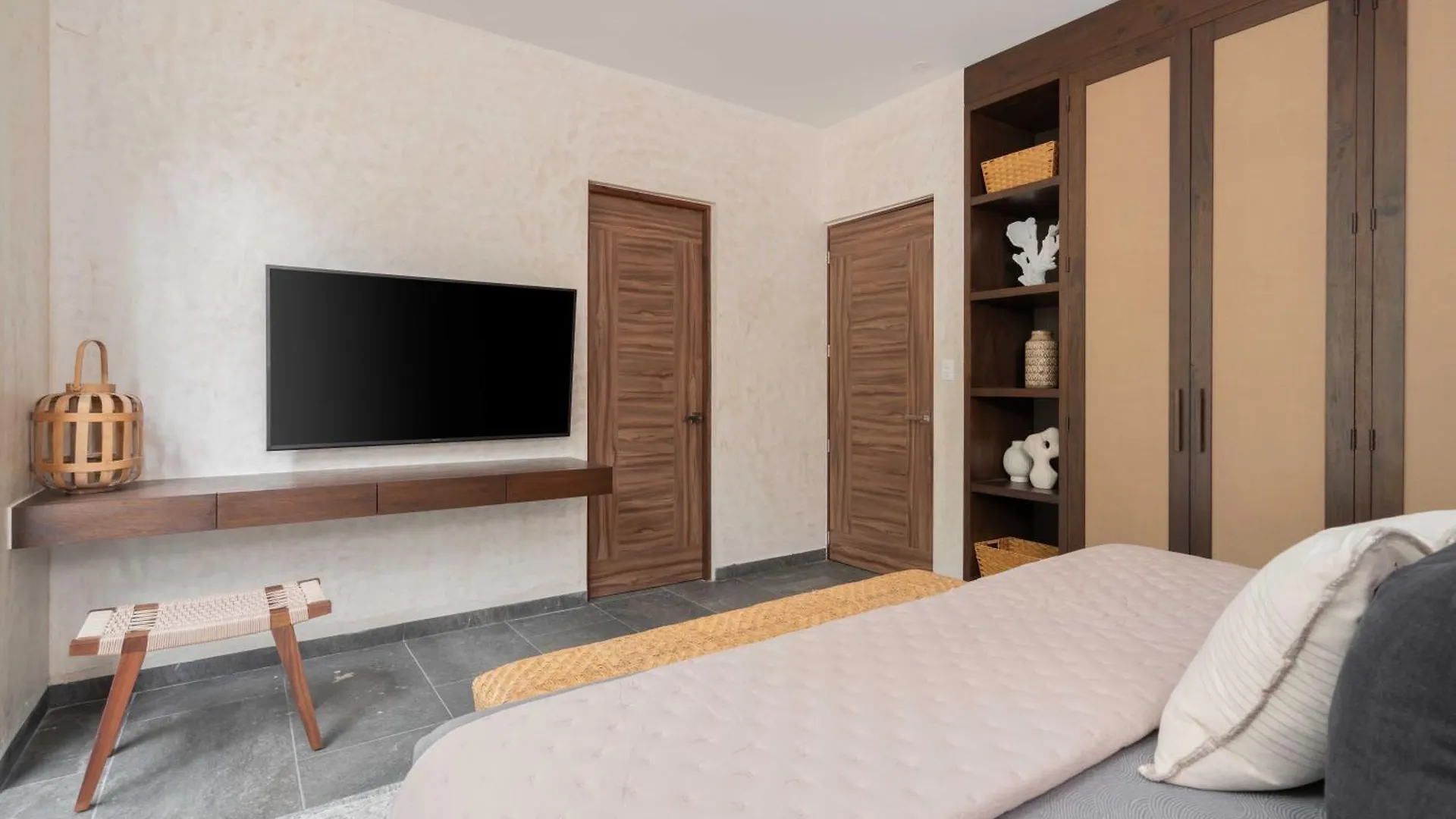 Twelve O'Clock - Luxury Villas Tulum