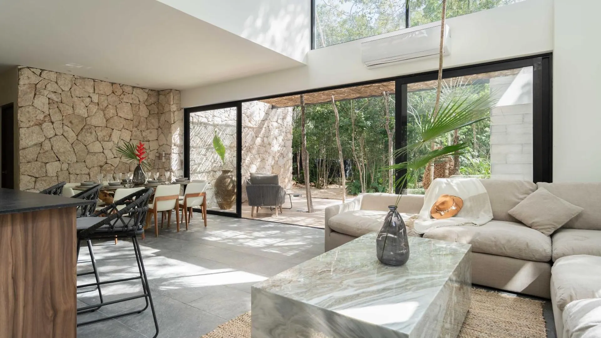Twelve O'Clock - Luxury Villas Tulum 0*,  Meksika