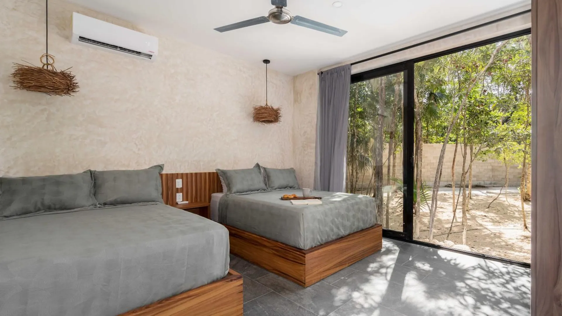 Twelve O'Clock - Luxury Villas Tulum