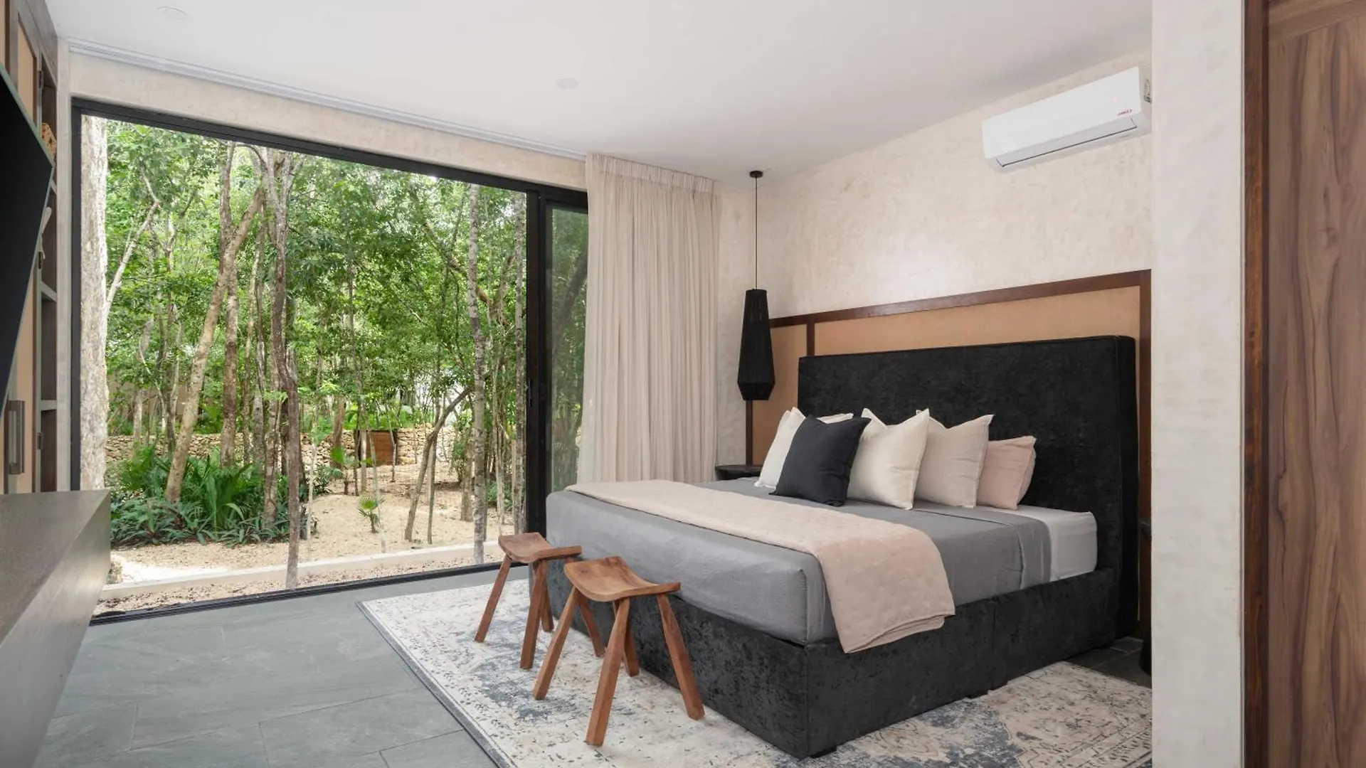 Twelve O'Clock - Luxury Villas Tulum